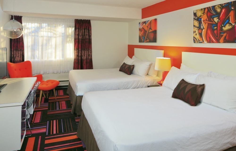 Hotel Zed เคโลว์นา ภายนอก รูปภาพ